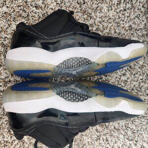Nike Air Jordan 11 Retro Low “Space Jam” – Size 8 🖤👟